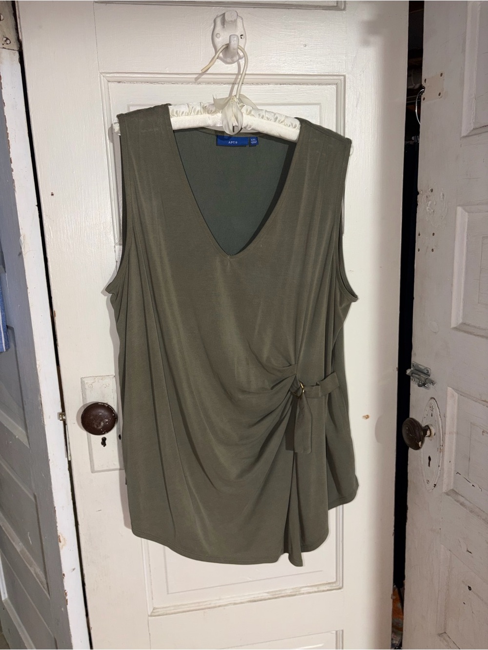 Apt. 9 Olive Green Sleeveless V-Neck Drape Tunic with Side Tie